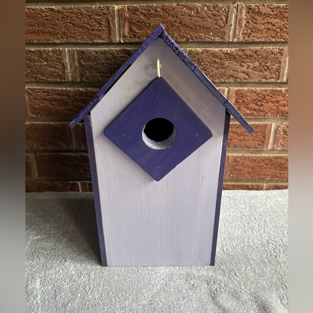 Purple Reclaimed Wood Birdhouse for Garden - Decorative Bird Nest Box
